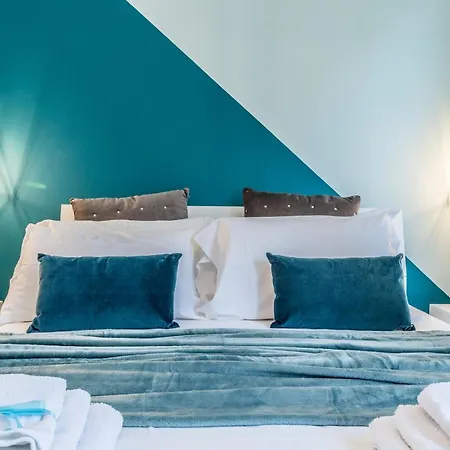Apartment Boutique Collection-l'attimo Fuggente